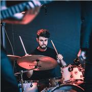 Docente di Batteria con esperienza offre lezioni di strumento