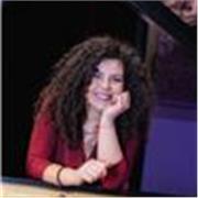 Insegnante di italiano con esperienza internazionale – approccio empatico, competenze multilingue e background da pianista e music