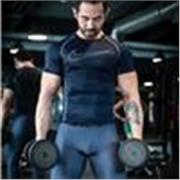 Entrenador personal enfocado en recomposición corporal (disminución de grasa, aumento de masa muscular)