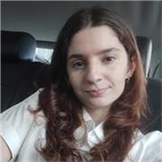 Profesora de programación y desarrollo web con formación en desarrollo full stack y creación digital