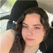 Profesora graduada en Educación Primaria imparte todas las asignaturas a alumnos de Primaria