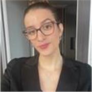 Profesora con dos titulaciones. Imparto clase desde infantil a Batxillerato. Experiencia en todos los cursos