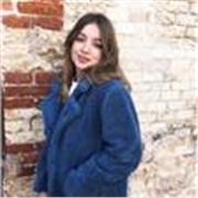 Laureata in economia aziendale impartisce ripetizioni. Sto conseguendo ulteriore laurea magistrale in economia