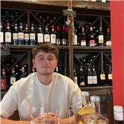 Sono disponibile per lezioni di inglese e spagnolo