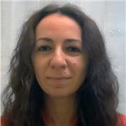 Profesora de Inglés, Ruso y Húngaro da clases a niños y adultos