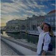 Sei alla ricerca di un insegnante privato? Aiuto compiti? Ripetizioni in materie specifiche? Eccomi! Non esitare a contattarmi!