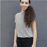 Arteterapeuta, laureata in Psicologia dello sviluppo. Aiuto compiti scuola primaria