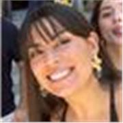 Soy una persona paciente, creativa y carismática. Soy profesora de biología para todos los niveles hasta bachillerato.