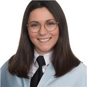 Doy clases particulares adaptándome al nivel y necesidades del alumno/a.