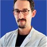 Brand / Visual / Motion Designer  /  Illustrator (2D & 3D)
