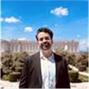 Profesor de Canto lírico con amplia experiencia