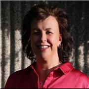 I am a private tutor for children aged 6-12 and teach science following the UK curriculum