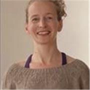 Experienced music teacher and movement practitioner offers 1-1 piano and yoga classes online