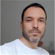 Aulas online de revisão de texto com prática guiada e feedback linha por linha