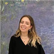 Docente d'ingese impartisce lezioni frontali di conversazione e/o grammatica