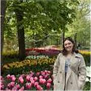 Profesora de inglés que se adapta a todas las edades y necesidades 