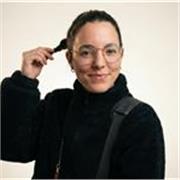 Comparto mis aprendizajes y experiencia de más de 2 años en Inteligencia Artificial Creativa para que te beneficies de ella.