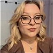 Vuoi parlare italiano con sicurezza? Ti aiuto a migliorare conversazione, grammatica e pronuncia sin da subito.