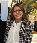 Insegnante, interprete e traduttrice impartisce lezioni di lingua cinese