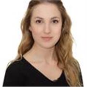 Profesora titulada en Italiano con muchos años de experiencia, imparte clases de forma online y presencial. 