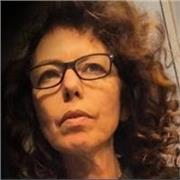 Se vuoi migliorare la tua immagine professionale o semplicemente acquisire competenze in ambito grafico, contattami!