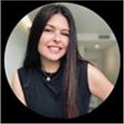 Profesora de Lengua de Signos con experiencia con todas las edades y tanto en modalidad presencial como online