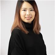 I give private lessons tailored to your needs and aim at making lessons fun and fun.