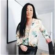 I give English lessons for academic purposes, personal development or personal enrichment. 