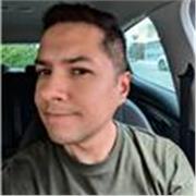 Ingeniero en computación con experiencia docente y en la industria utilizando lenguajes de programación C y C