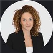 Docente di Marketing, Comunicazione con 10 anni di esperienza sia nel mondo della formazione professionale sia in azienda