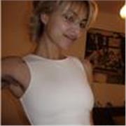 Female English tutor with ADHD - I would love to help you! I understand what it’s like being stuck or wanting an extra push.