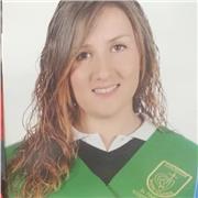 Profesora de apoyo escolar para reforzar la materia