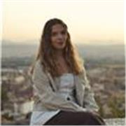 Estudiante, con ganas de enseñar y entretener. Podría enseñar hasta primaria y la ESO.