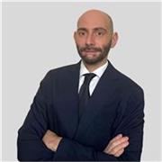 Ho conseguito la laurea in Giurisprudenza presso l'Università di Genova e ho proseguito la mia formazione frequentando la Scuola di Specializzazione in Professioni Legali. Svolgo la professione di Avvocato e sono disponibile a impartire lezioni di diritto