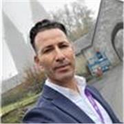 I am an English teacher offering dynamic classes focusing on Speaking and communication. Besides, business English. 