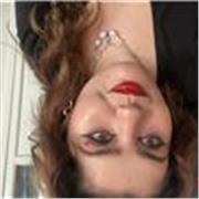 Me defino como una persona abierta, que se adapta facilmente y resolutiva. Cualidades importantes en un profesor particular.  