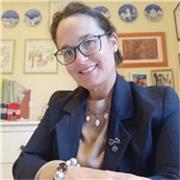 Insegnante madre lingua universitaria qualificata con 30 di esperienza in Italia e all'estero