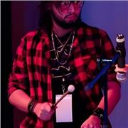 Maestro de Música con especialidad en percusiones y conocimientos en guitarra