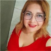 Ingeniera con amplia experiencia en la industria y formación de personal