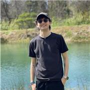 Insegnante madrelingua di spagnolo con diploma italiano e colombiano, offre lezioni online per studenti italiani di ogni livello.