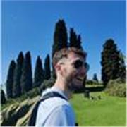 Vuoi imparare la programmazione o ti serve semplicemente un aiuto? Contattami!