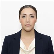 Profesora de español con clases dinámicas y personalizadas