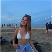 Insegnante di Italiano per stranieri diplomata con 100 e Lode e studentessa universitaria