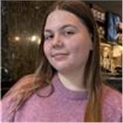 Estudiante de Pedagogía en la UB, ofrezco clases particulares exclusivamente a niños/as de Educación Primaria en Barcelona.