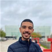 Professeur d'arabe au Maroc j'ai fait aussi les cours de soutien en mathématiques