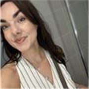 Business tutor who provides exceptional tuition to students