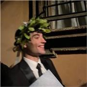 laureato in lettere e laureando magistrale in lettere
