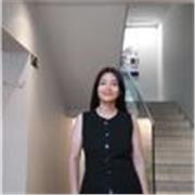 Maestra de vocación y profesión, soy amable, responsable y trabajo con niños, adolescentes y jóvenes. 