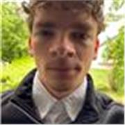 Étudiant en licence de mathématiques à l’UFR MIM de Metz, je suis motivé à aider ceux qui en ont besoin