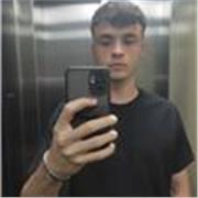Estudiante universitario para ser profesor. Imparto clases de matemáticas, aunque puedo dar de alguna otra materia